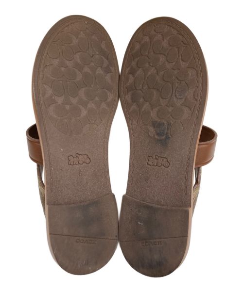 COACH（コーチ）COACH (コーチ) シグネチャーサンダル ブラウン サイズ:SIZE 6の古着・服飾アイテム