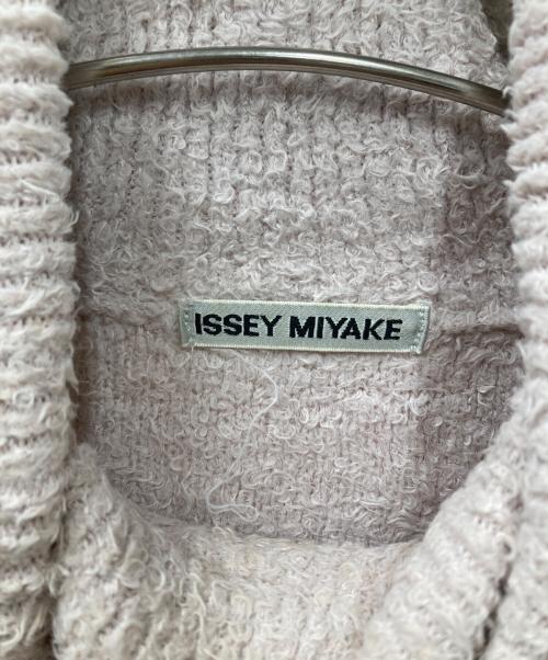 ISSEY MIYAKE（イッセイミヤケ）ISSEY MIYAKE (イッセイミヤケ) 90S レーヨンナイロン混 シャギータートルネックニット ピンク サイズ:Mの古着・服飾アイテム