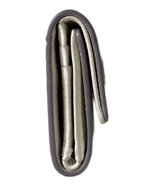 FURLA（フルラ）FURLA (フルラ) コンパクトウォレット 3つ折り財布 グレーの古着・服飾アイテム