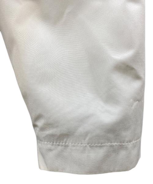 FUCKING AWESOME（ファッキンオーサム）FUCKING AWESOME (ファッキンオーサム) バックロゴコーチジャケット ホワイト サイズ:Sの古着・服飾アイテム