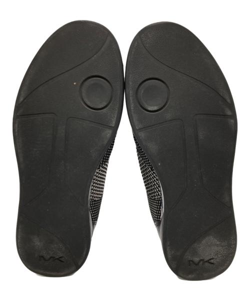 MICHAEL KORS（マイケル・コース）MICHAEL KORS (マイケル・コース) ローカットスニーカー ホワイト×ブラック サイズ:41.5の古着・服飾アイテム