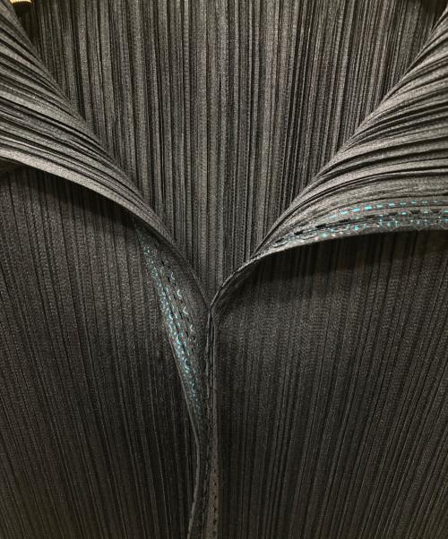 PLEATS PLEASE（プリーツプリーズ）PLEATS PLEASE (プリーツプリーズ) プリーツブラウス カットソー ブラック サイズ:3の古着・服飾アイテム