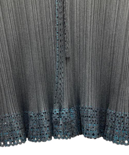 PLEATS PLEASE（プリーツプリーズ）PLEATS PLEASE (プリーツプリーズ) プリーツブラウス カットソー ブラック サイズ:3の古着・服飾アイテム