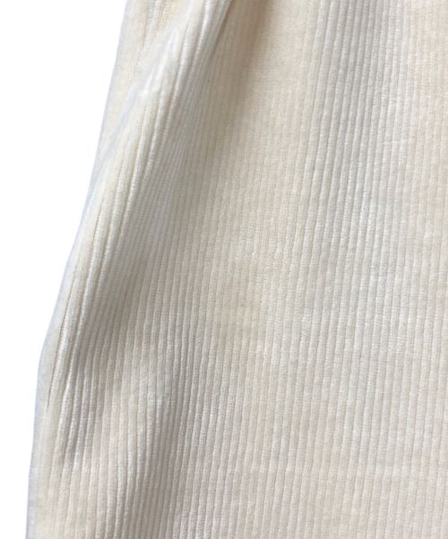 FUMIE=TANAKA（フミエタナカ）FUMIE=TANAKA (フミエタナカ) フレアパンツ ベージュ サイズ:2の古着・服飾アイテム