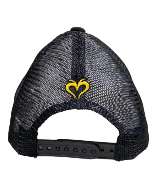 moussy（マウジー）moussy (マウジー) BlackEyePatch (ブラックアイパッチ) コラボメッシュキャップ ホワイト×ブラックの古着・服飾アイテム