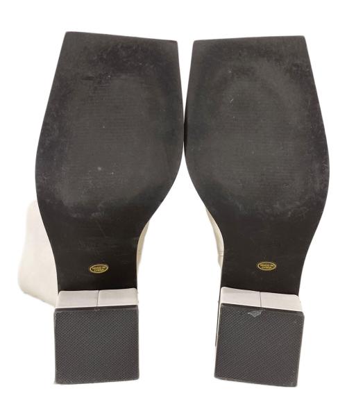 Ameri（アメリ）Ameri (アメリ) MEDI SCOOP OUT SHORT BOOTS アイボリー サイズ:SIZE Mの古着・服飾アイテム
