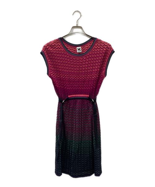 missoni（ミッソーニ）missoni (ミッソーニ) ジグザグ柄 ノースリーブニットワンピース ピンク×ブラック サイズ:40の古着・服飾アイテム