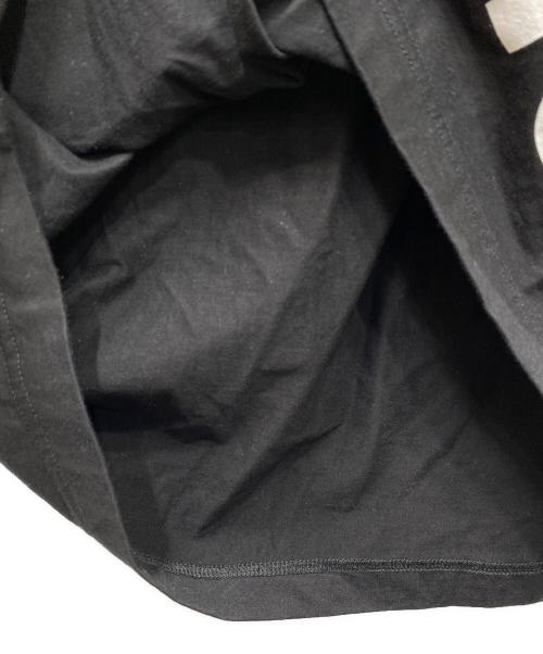 TAKAHIROMIYASHITA TheSoloIst.（タカヒロミヤシタ ザソロイスト）TAKAHIROMIYASHITA TheSoloIst. (タカヒロミヤシタ ザソロイスト) 24SS CORNER SHOP by CASBA Tシャツ ブラック×ホワイト サイズ:44の古着・服飾アイテム