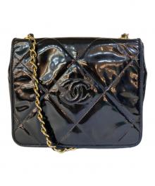 CHANEL（シャネル）の古着「エナメルチェーンショルダーバッグ」｜ブラック
