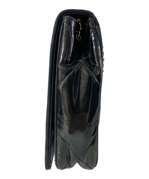 CHANEL（シャネル）CHANEL (シャネル) エナメルチェーンショルダーバッグ ブラック サイズ:OneSizeの古着・服飾アイテム