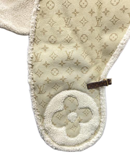 LOUIS VUITTON（ルイ ヴィトン）LOUIS VUITTON (ルイ ヴィトン) LV Snug Scarf ボア ムートン モノグラム ティペット スカーフ ベージュの古着・服飾アイテム