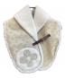 LOUIS VUITTON（ルイ ヴィトン）の古着「LV Snug Scarf ボア ムートン モノグラム ティペット スカーフ」｜ベージュ