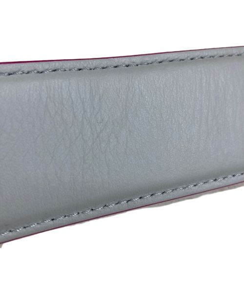 FENDI（フェンディ）FENDI (フェンディ) スタッズロゴ ストラップ スカイブルーの古着・服飾アイテム