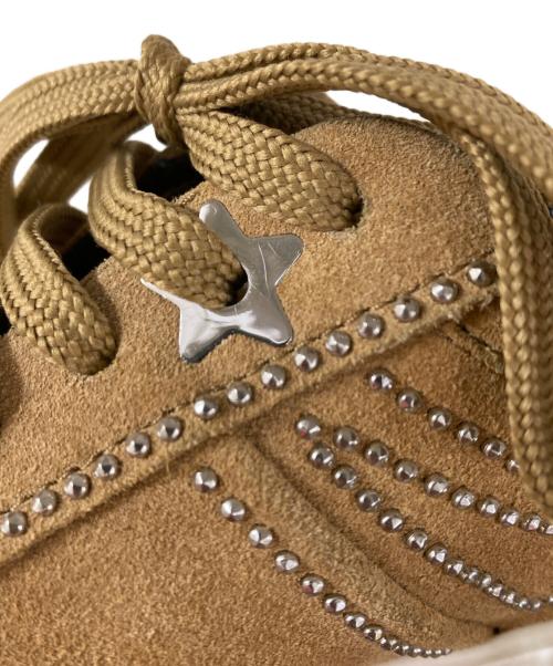 JIMMY CHOO（ジミーチュウ）JIMMY CHOO (ジミーチュウ) スエード スタッズローカットスニーカー ブラウン サイズ:36の古着・服飾アイテム