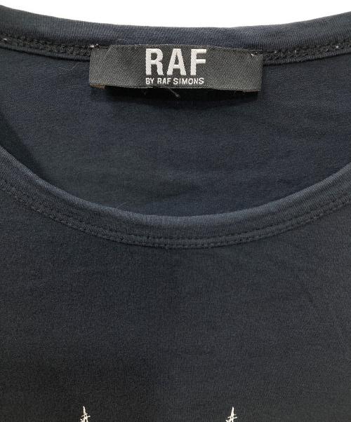 RAF BY RAF SIMONS（ラフバイ ラフシモンズ）RAF BY RAF SIMONS (ラフバイ ラフシモンズ) ロングスリーブTシャツ ブラック サイズ:XLの古着・服飾アイテム