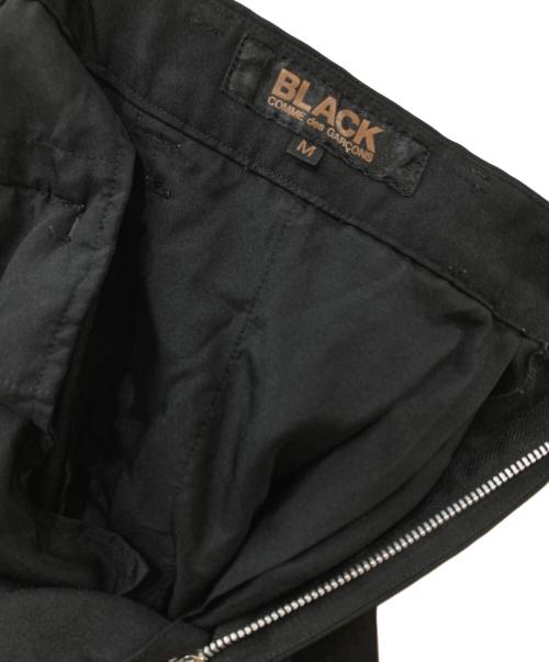 BLACK COMME des GARCONS（ブラックコムデギャルソン）BLACK COMME des GARCONS (ブラックコムデギャルソン) タックワイド ハーフパンツ ブラック サイズ:Mの古着・服飾アイテム