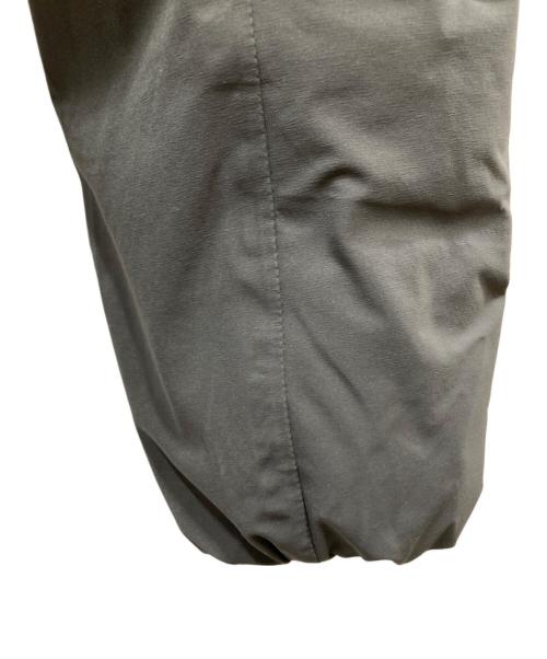 DESCENTE ALLTERRAIN（デザイント オルテライン）DESCENTE ALLTERRAIN (デザイント オルテライン) 水沢ダウン BIGショートジャケット オリーブ サイズ:Mの古着・服飾アイテム