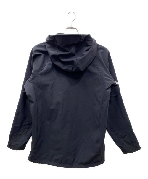 mont-bell（モンベル）mont-bell (モンベル) パウダーシェッド パーカ ブラック×オレンジ サイズ:SIZE Mの古着・服飾アイテム