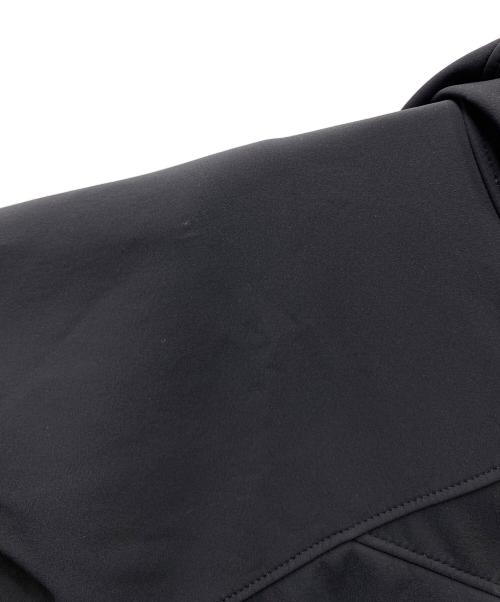 mont-bell（モンベル）mont-bell (モンベル) パウダーシェッド パーカ ブラック×オレンジ サイズ:SIZE Mの古着・服飾アイテム