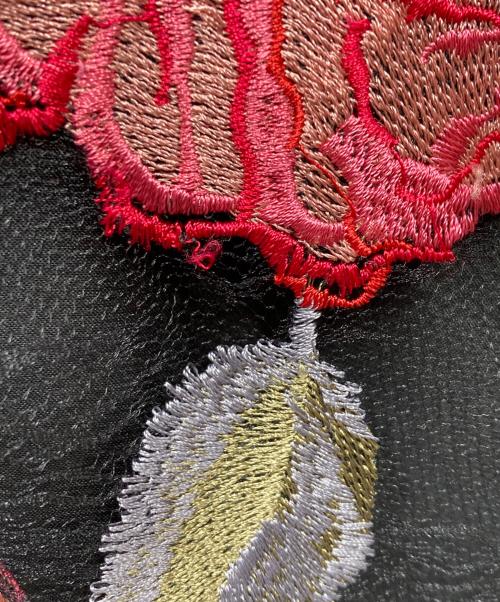 GRACE CONTINENTAL（（グレースコンチネンタル）GRACE CONTINENTAL (（グレースコンチネンタル) フラワー刺繍チュールワンピース ブラック×ピンク サイズ:36の古着・服飾アイテム