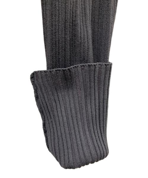 Ameri（アメリ）Ameri (アメリ) LAYERED SLANT CABLE KNIT グレー サイズ:Freeの古着・服飾アイテム