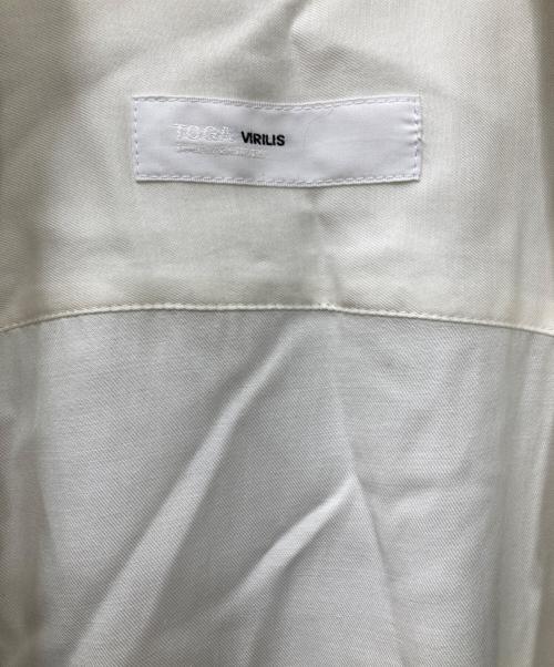 TOGA VIRILIS（トーガ ビリリース）TOGA VIRILIS (トーガ ビリリース) 24ss PANEL PRINT S/S SHIRT ホワイト×イエロー サイズ:46の古着・服飾アイテム