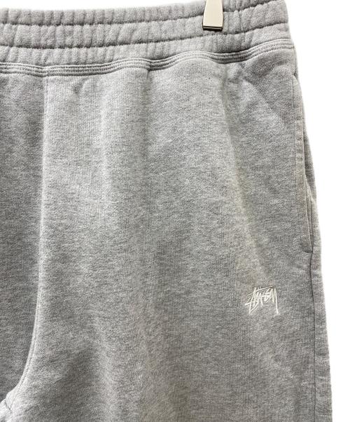 stussy（ステューシー）stussy (ステューシー) 21SS STOCK LOGO SWEATPANT グレー サイズ:Lの古着・服飾アイテム