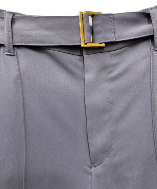 CULLNI（クルニ）CULLNI (クルニ) CU BELTED WIDE TAPERED SLACKS ラベンダー サイズ:SIZE 2の古着・服飾アイテム