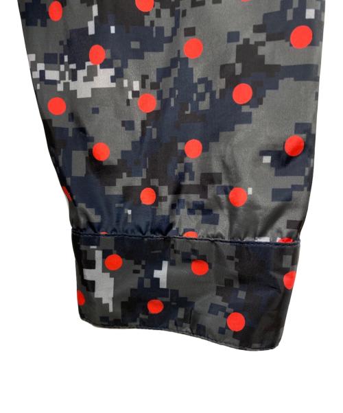 SUPREME（シュプリーム）Supreme (シュプリーム) COMME des GARCONS SHIRT (コムデギャルソンシャツ) 13SS Coaches Jacket コーチジャケット レッド×グレー サイズ:Lの古着・服飾アイテム