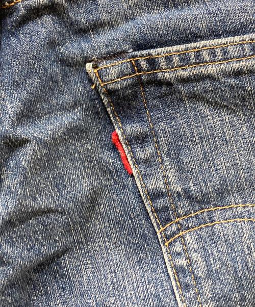 LEVI'S VINTAGE CLOTHING（リーバイス ビンテージ クロージング）LEVI'S VINTAGE CLOTHING (リーバイス ビンテージ クロージング) 1967 505(TM)レギュラー フィット ライトインディゴブルー ブルー サイズ:27の古着・服飾アイテム