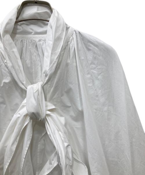 Whim Gazette（ウィムガゼット）Whim Gazette (ウィムガゼット) ボウタイドルマンブラウス ホワイト サイズ:FREEの古着・服飾アイテム