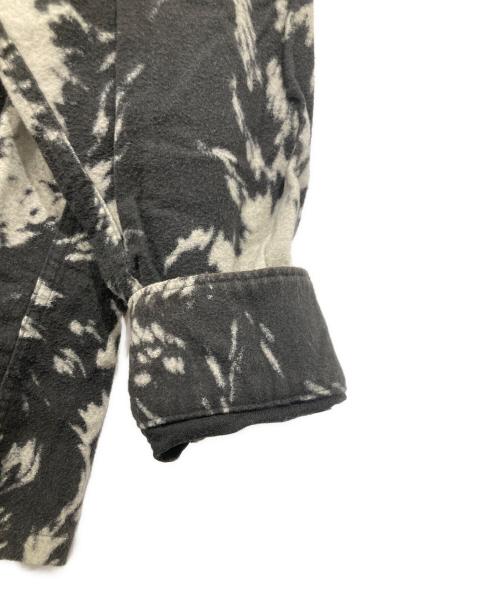 COOTIE PRODUCTIONS（クーティープロダクツ）COOTIE PRODUCTIONS (クーティープロダクツ) 総柄シャツ グレー サイズ:Lの古着・服飾アイテム