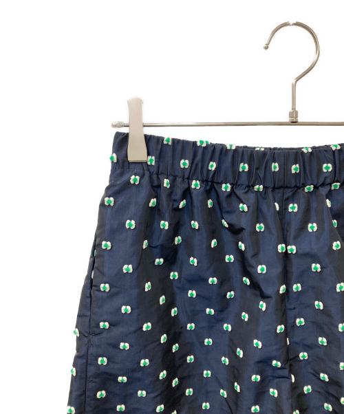 LOEFF（ロエフ）LOEFF (ロエフ) インベーダー柄ジャガードショートパンツ ネイビー×グリーン サイズ:1の古着・服飾アイテム