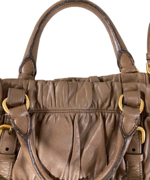 PRADA（プラダ）PRADA (プラダ) NAPPA GAUFRE ギャザー2WAYバッグ ブラウンの古着・服飾アイテム