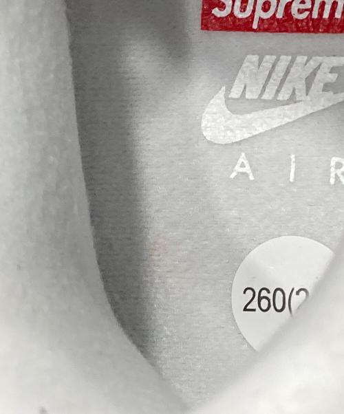 NIKE（ナイキ）NIKE (ナイキ) SUPREME (シュプリーム) スニーカー ホワイト サイズ:SIZE 25.5cmの古着・服飾アイテム