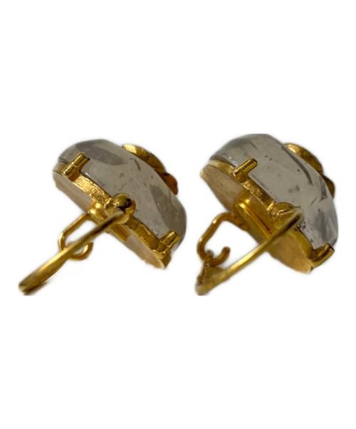 CHANEL（シャネル）CHANEL (シャネル) レジンココマークピアス ホワイト×ゴールド サイズ:OneSizeの古着・服飾アイテム