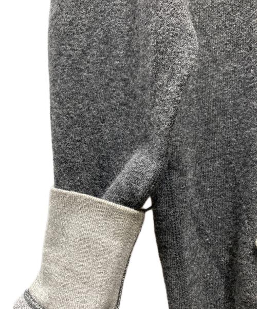 eYe COMME des GARCONS JUNYAWATANABE MAN（アイ コム デ ギャルソン ジュンヤ ワタナベ マン）eYe COMME des GARCONS JUNYAWATANABE MAN (アイ コム デ ギャルソン ジュンヤ ワタナベ マン) 後付けフードニット グレー サイズ:Sの古着・服飾アイテム