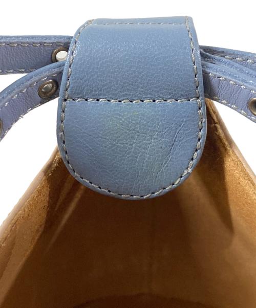 VALENTINO（ヴァレンティノ）VALENTINO (ヴァレンティノ) Tストラップフラットシューズ スカイブルー サイズ:38の古着・服飾アイテム