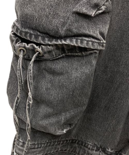 MAISON SPECIAL（メゾンスペシャル）MAISON SPECIAL (メゾンスペシャル) Low Waist Cargo Denim Pants カーゴパンツ ブラック サイズ:38の古着・服飾アイテム