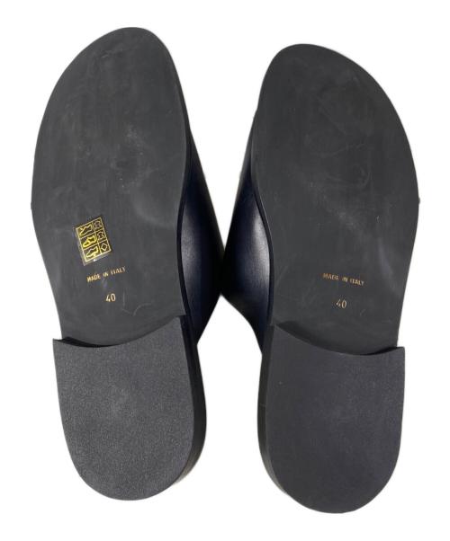 CORSO ROMA 9（コルソローマノーヴェ）CORSO ROMA 9 (コルソローマノーヴェ) トングサンダル ブラック サイズ:40の古着・服飾アイテム