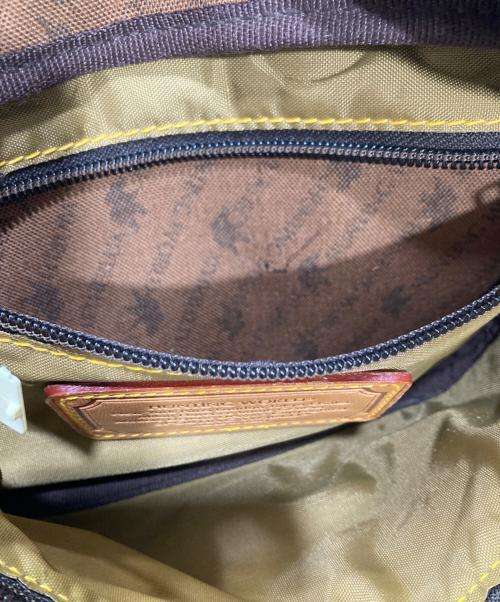 HUNTING WORLD（ハンティングワールド）HUNTING WORLD (ハンティングワールド) ボディーバッグ ブラウンの古着・服飾アイテム