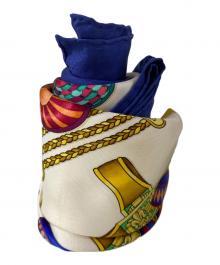 HERMES（エルメス）の古着「カレ90 シルクスカーフ LES RUBANS DU CHEVAL 馬のリボン」｜ブルー