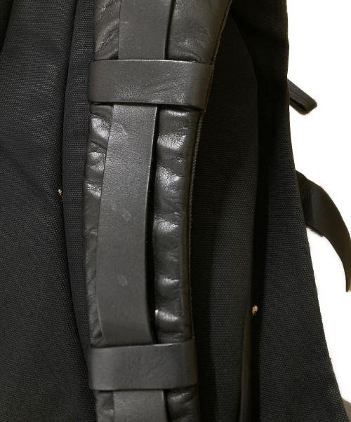 Cote&Ciel（コートエシエル）Cote&Ciel (コートエシエル) ISAR M ALIAS COWHIDE LEATHER レザーバッグパック ブラックの古着・服飾アイテム