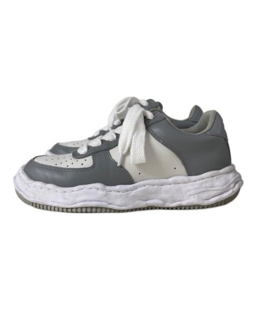Maison MIHARA YASUHIRO（メゾン ミハラ ヤスヒロ）Maison MIHARA YASUHIRO (メゾン ミハラ ヤスヒロ) WAYNE OG Sole Leather Low-top Sneaker ローカットスニーカー ホワイト×グレー サイズ:42の古着・服飾アイテム