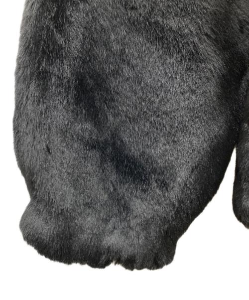 SUPREME（シュプリーム）SUPREME (シュプリーム) 17SS Faux Fur Bomber Jacket/フェイクファーボンバージャケット ブラック×ホワイト サイズ:Sの古着・服飾アイテム