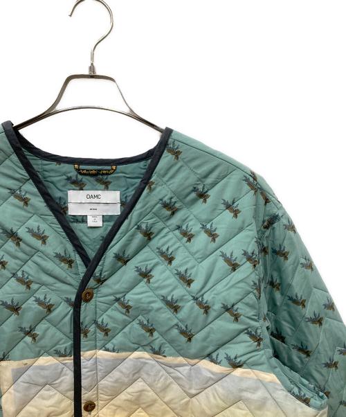 OAMC（オーエーエムシー）OAMC (オーエーエムシー) Floral Printed ISM Quilted Duster Coat グリーン サイズ:Mの古着・服飾アイテム