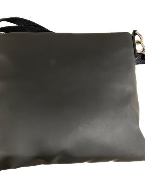 ITTI（イッチ）ITTI (イッチ) ショルダーバッグ ブラックの古着・服飾アイテム