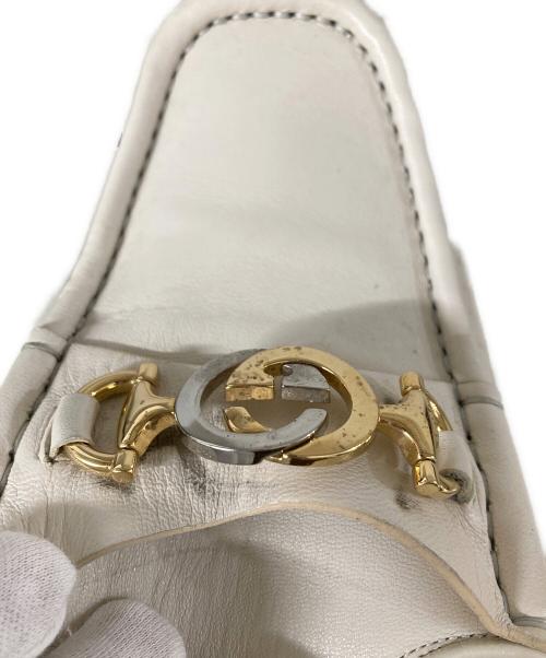GUCCI（グッチ）GUCCI (グッチ) ビットローファー ホワイト サイズ:SIZE 7の古着・服飾アイテム