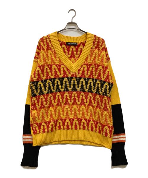 NEIL BARRETT（ニールバレット）NEIL BARRETT (ニールバレット) Embroidered Dropped Shoulder Fit V-Neck Sweater イエロー サイズ:Mの古着・服飾アイテム