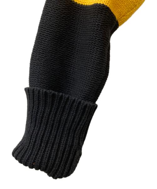 NEIL BARRETT（ニールバレット）NEIL BARRETT (ニールバレット) Embroidered Dropped Shoulder Fit V-Neck Sweater イエロー サイズ:Mの古着・服飾アイテム